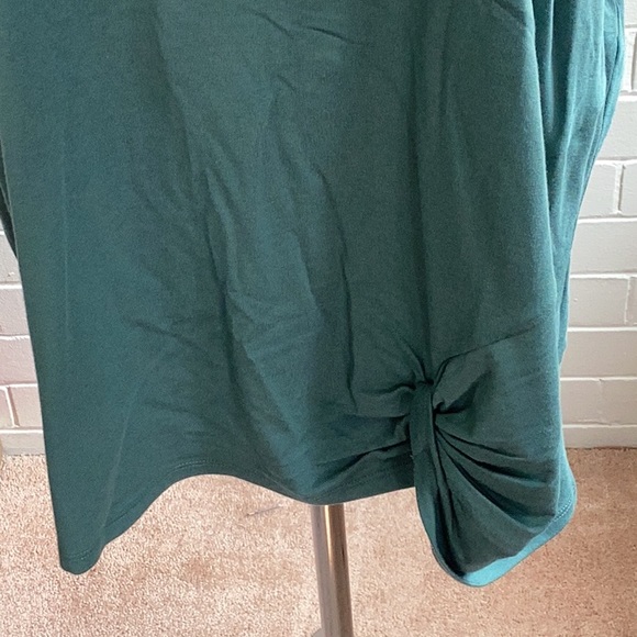 Short sleeve T-shirt 🍷 - Picture 2 of 5